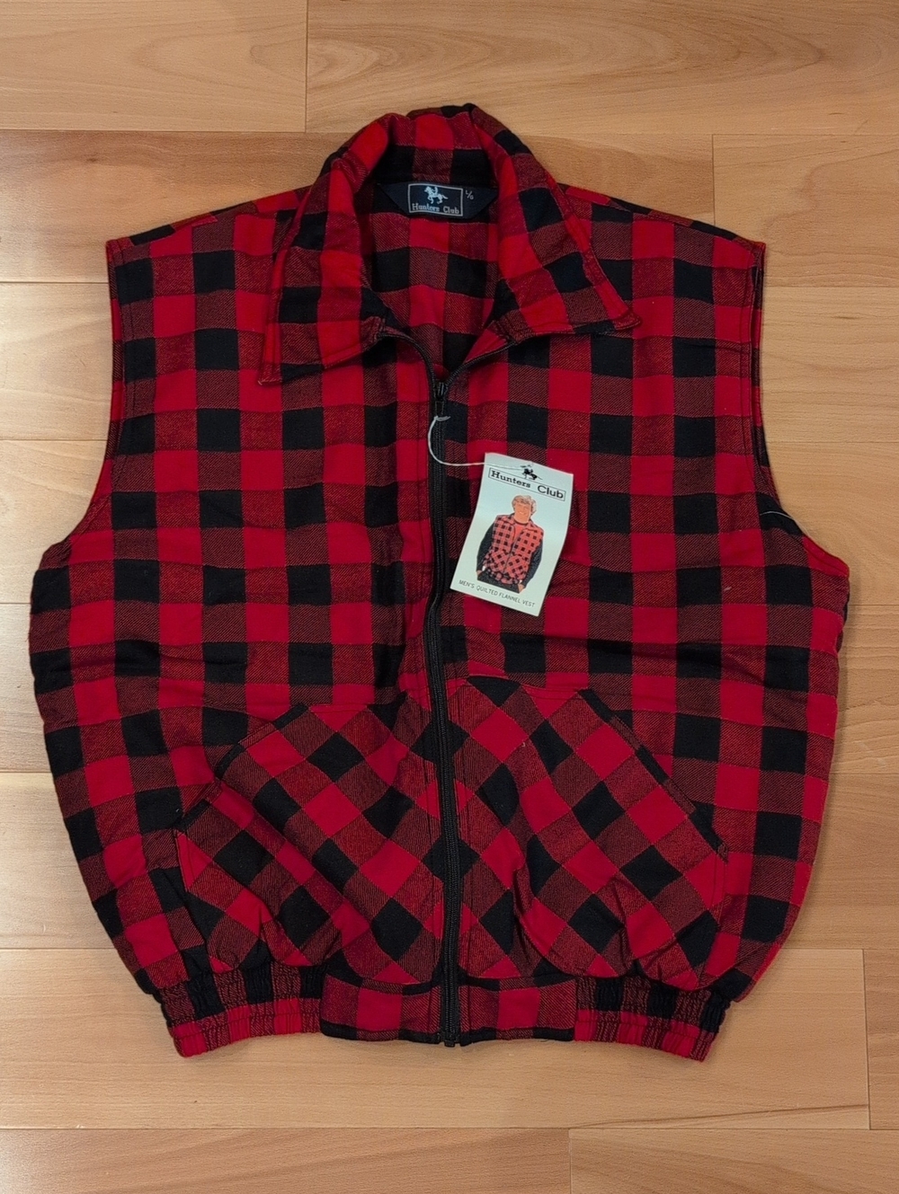 Men's Red & Black Buffalo Plaid Zip Vest - Classic Workwear Style
